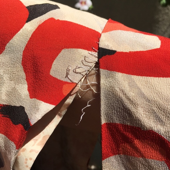 Vintage Short Japanese Kimono - Picture 6 of 6